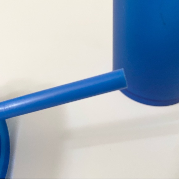 Starbucks Matte Royal Blue Velvet Soft Touch Venti 24 Oz Tumbler - Picture 8 of 13